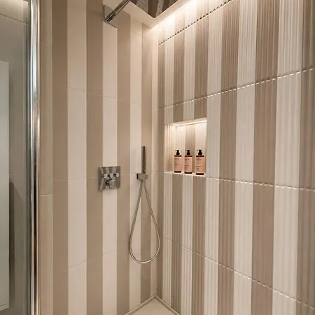 Отель 336 Saint-honore By Chapitre Collection *